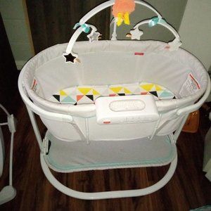 Baby crib